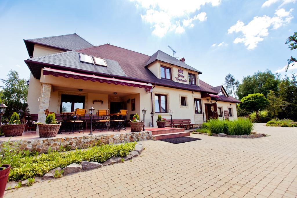 Dwa Bratanki Hotel Rzeszow Exterior photo